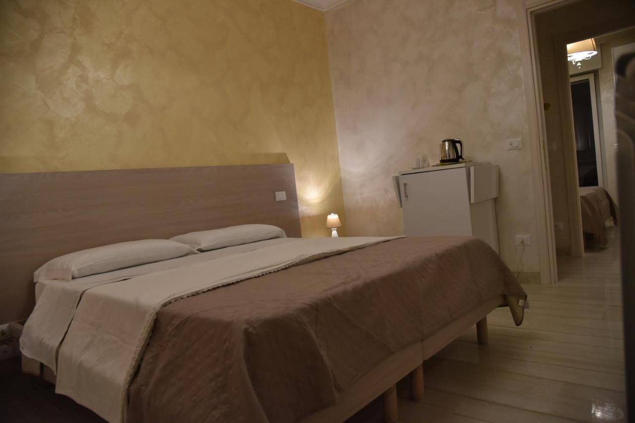 Bed and Breakfast Vista Beb Mare Manfredonia Esterno foto