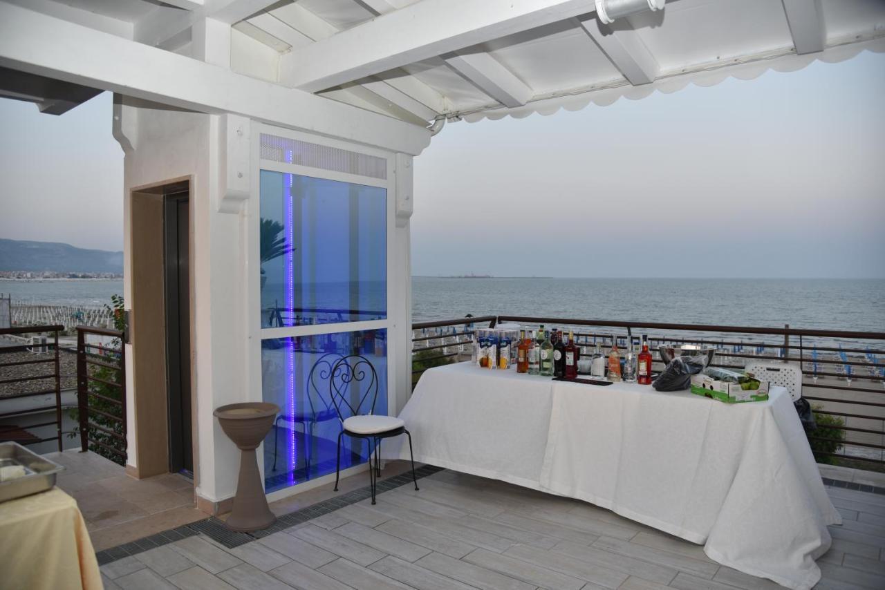 Bed and Breakfast Vista Beb Mare Manfredonia Esterno foto